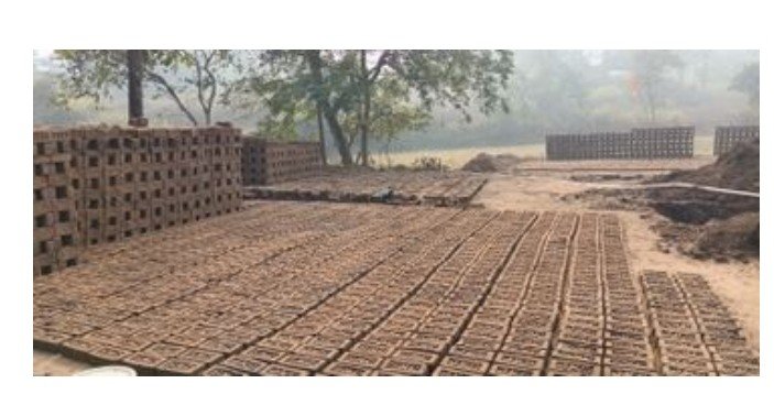 प्रतिबंध के बावजूद जिले में लाल ईट भट्टो का संचालन: